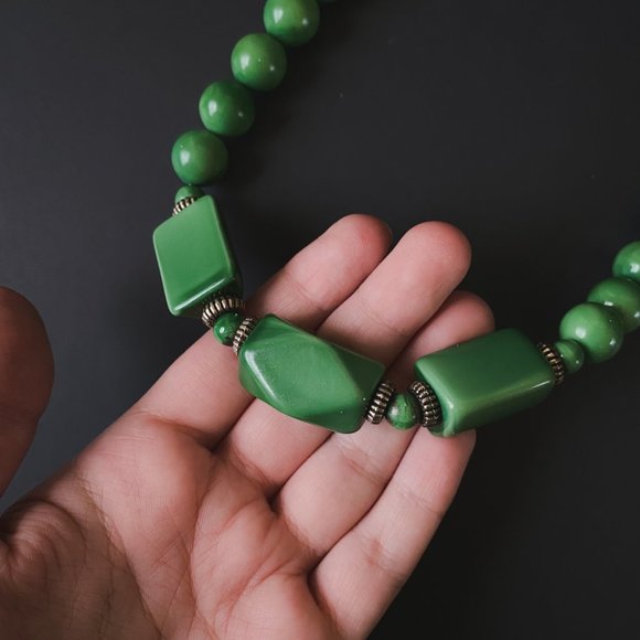 Vintage Green Acrylic Chunky Beaded Geometric Choker Collar Retro Funky Necklace - Picture 8 of 10